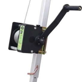 Záchranný a pracovný navijak k trojnožke